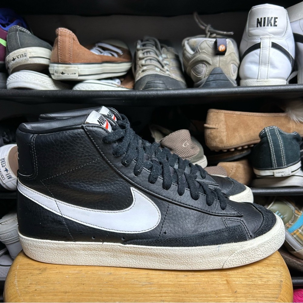 Nike blazer mid vintage Black leather and White Men's Sneakers